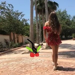 CUTE RED SKIRT AND TOP TWO PIECE PLAY SET